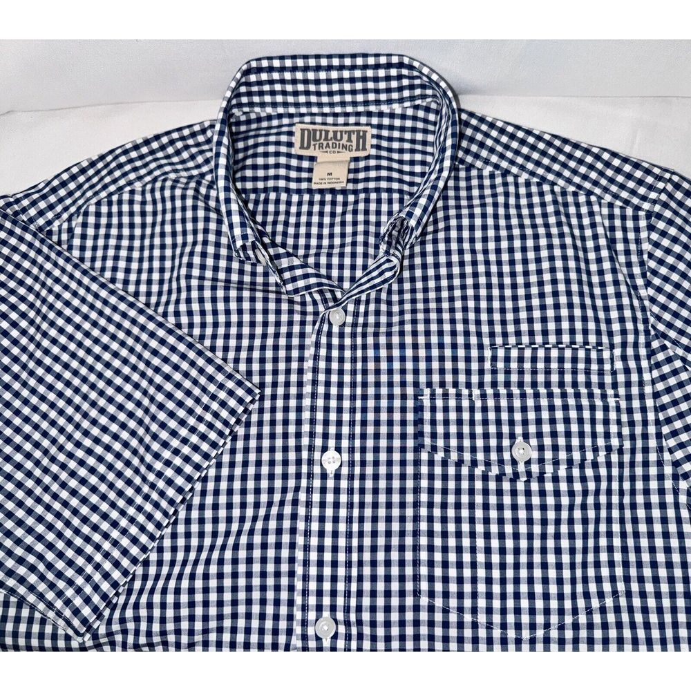 Duluth Trading Co Mens M Grey Blue Plaid‎ Short Sleeve Shirt